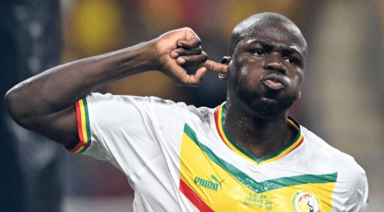 �̵���λ��������ͬ�ط���ս����Ա