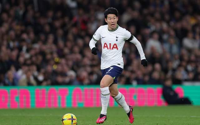 2-1�����ˑOӢ���������ϳ�C���ڼ����ȴ�����ǰ���Բ����ֹ�