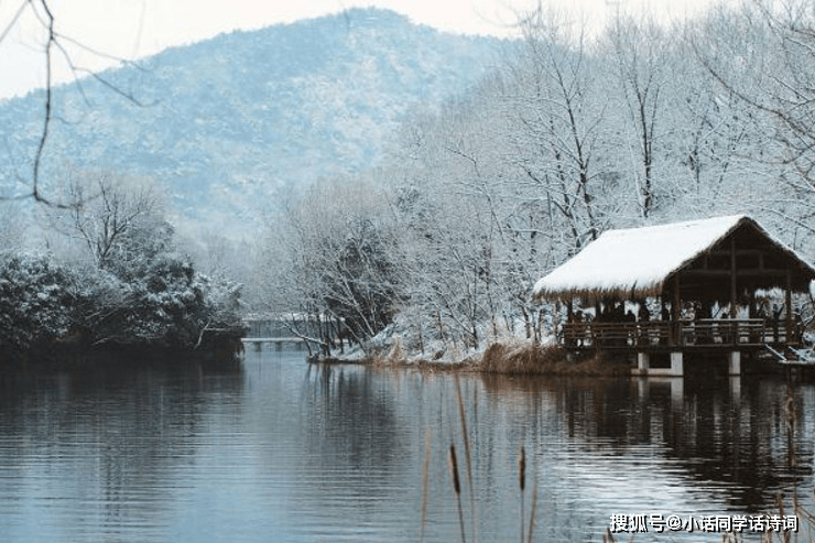 崇祯五年十二月，杭州下了一场大雪，张岱在西湖留下了一篇千古名做