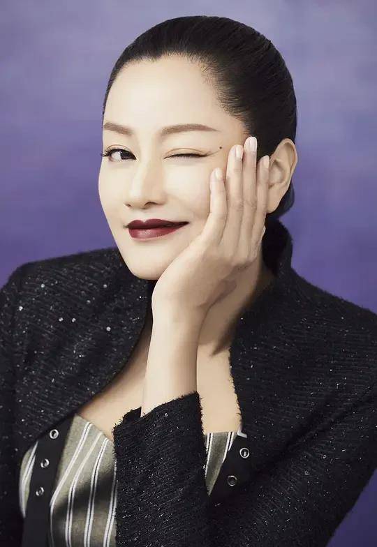原创被李亚鹏劈腿，被张亚东耽误十一年，瞿颖的恋爱经历到底有多惨痛