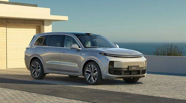 开云 开云体育平台新能源汽车优惠政策延续 李想:完成目标没有任何借口(图1) 开云 开云体育平台新能源汽车优惠政策延续 李想:完成目标没有任何借口(图1)