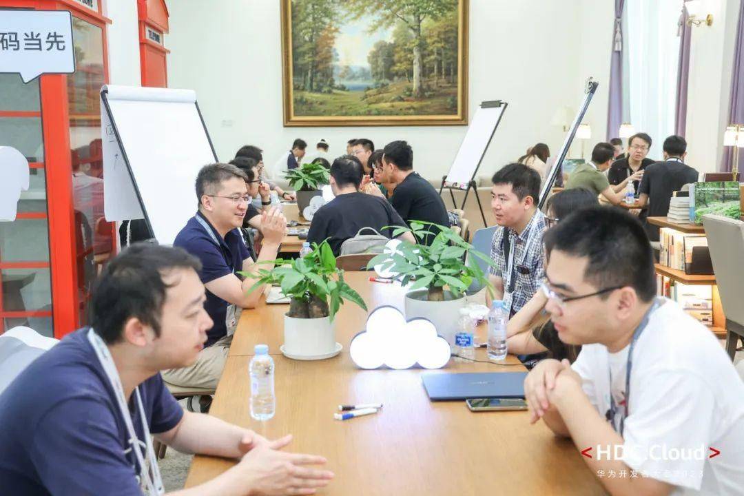 CQ9电子码中寻趣：低码专家与开发者的「神秘会议」(图4)