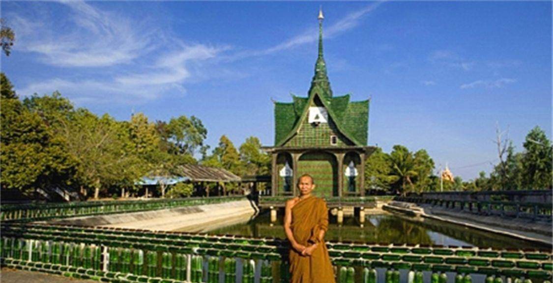 世界唯一用啤酒瓶建造的PG电子寺庙用啤酒瓶150万个是环保旅游景点(图3) 世界唯一用啤酒瓶建造的PG电子寺庙用啤酒瓶150万个是环保旅游景点(图3)