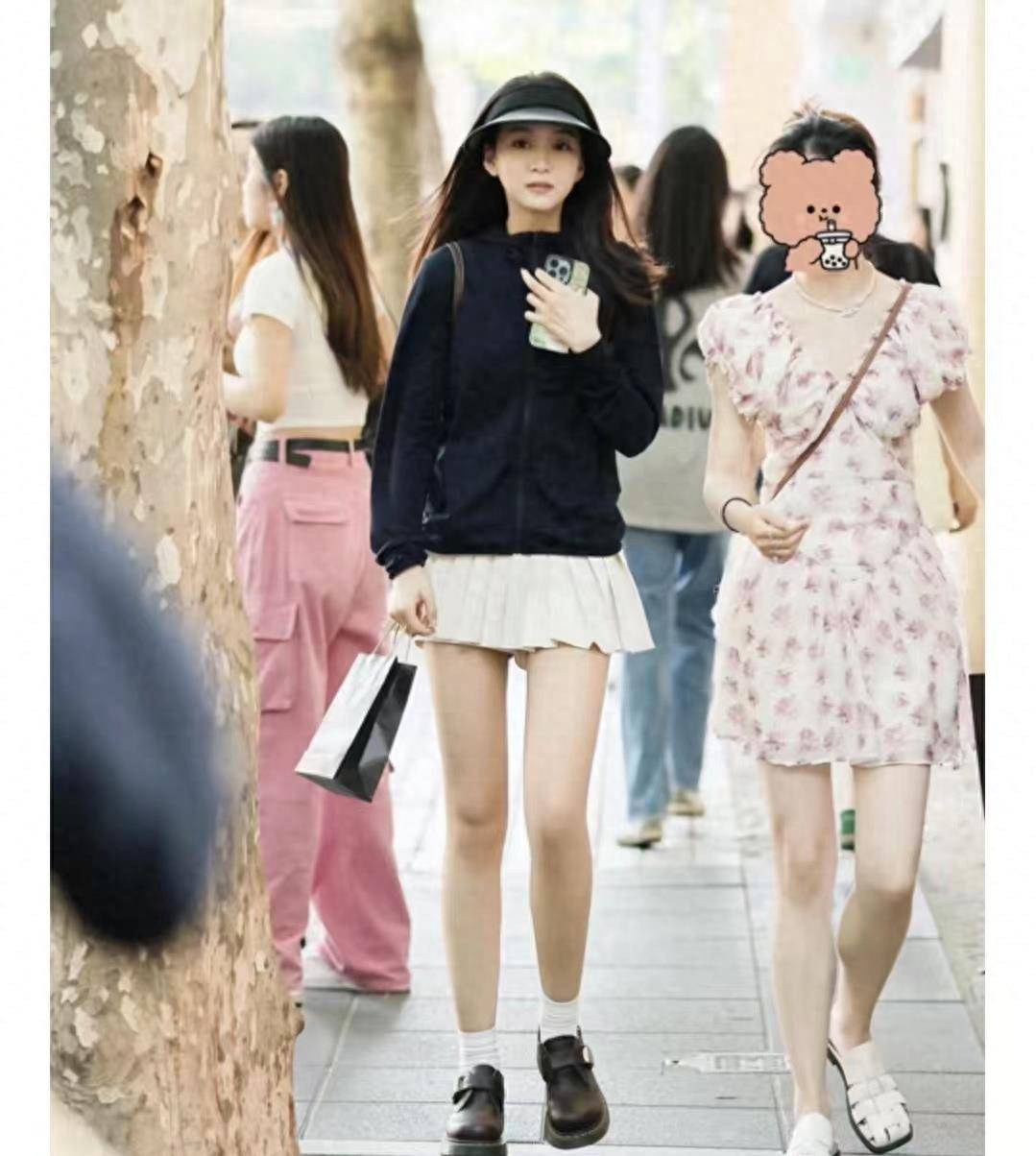 今年秋天最流行的裙子复古又时尚永远最懂女人心！爱游戏AYX体育(图9)