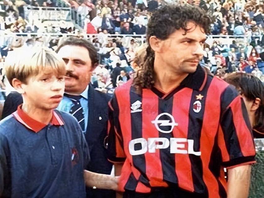 【资料】AC米兰1995-1996赛季意甲第1-5轮巴乔+维阿加盟开局4连胜