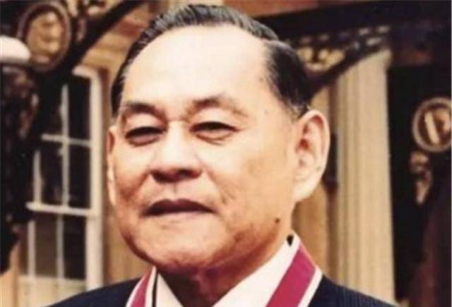 外国纸币上的中国人:从小小卖货郎到财政部长,以一人之力救一国 外国纸币上的中国人:从小小卖货郎到财政部长,以一人之力救一国