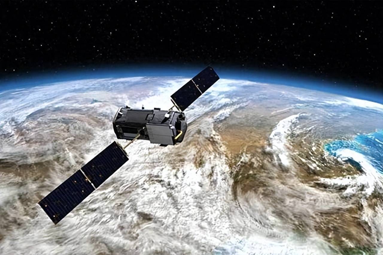 原创坠落卫星之谜：揭秘背后的真凶是谁？