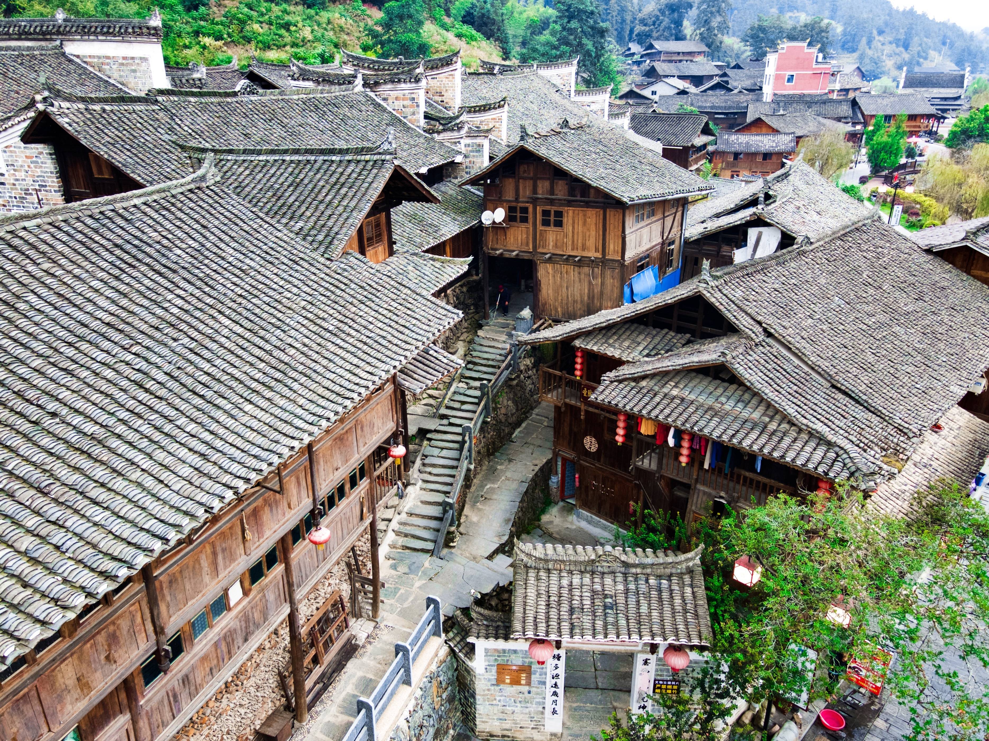 贵州小众旅游攻略：住进侗族民宿里，游览500年历史古村落