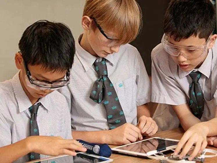 假如AI可以当老师,“人类教师”的存在价值是什么? 假如AI可以当老师,“人类教师”的存在价值是什么?