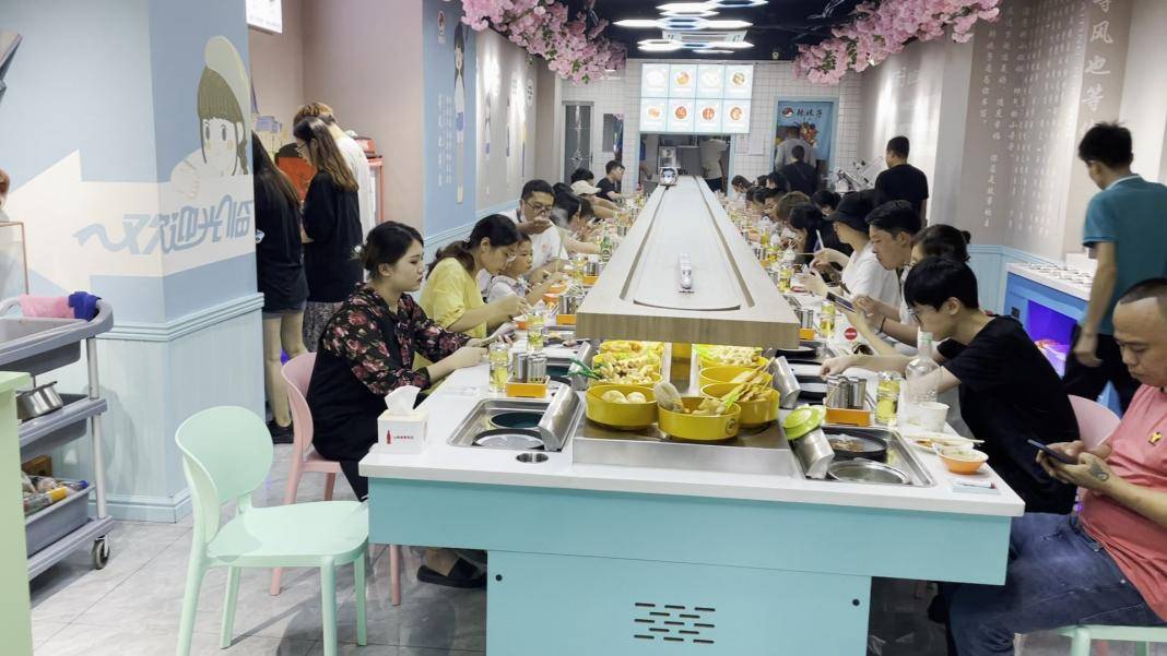 涮烤一体旋转小火锅其实仍有潜力威斯尼斯官网