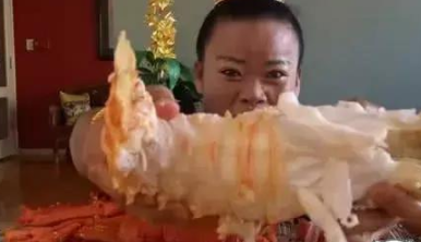 泰国“公主完美电竞”当网红半小时吃完12斤的龙虾把粉丝馋的口水直流(图3)