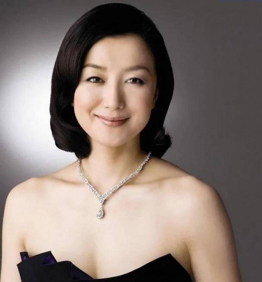 一张「情妇脸」，魅惑人心！铃木京香写真赏