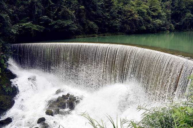 贵州旅游，怎么定制贵阳旅游攻略和找导游公司私人导游，必游旅游景点排名