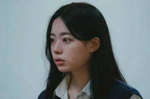 韩剧《夜幕降临》：狼人杀+大逃杀，谁能活下来？