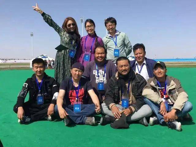 【让梦想飞】大胡子壮汉跳《甄嬛传》 音乐一起就醉了_内蒙古