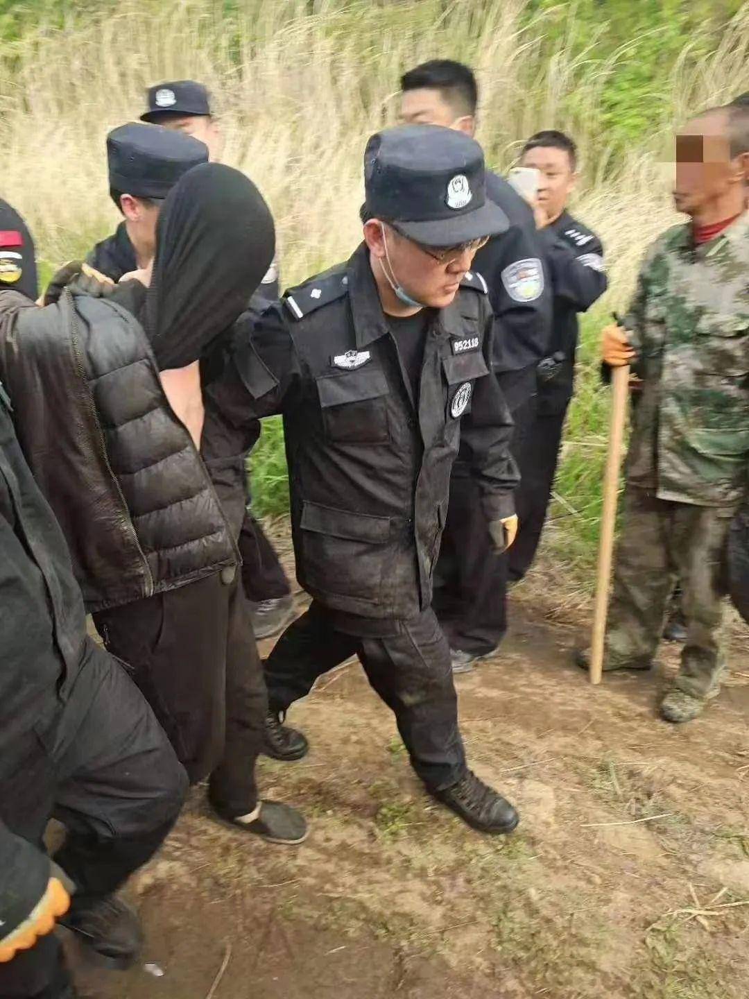 悬赏20万的重大刑事案件嫌疑人,今日落网! 大海热线2020.5.16 1450