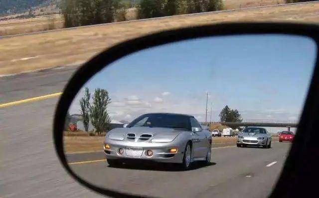 多少岁不可以开车了 1c7c7950734745c1928c1eb79deb4df4.jpeg