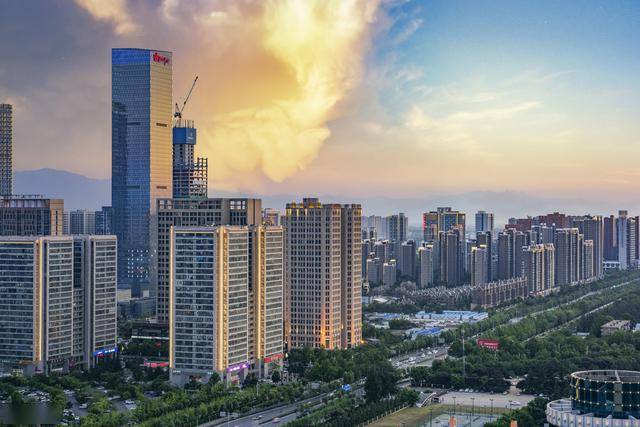 2020泉州gdp是多少_泉州是一个不努力喝酒(3)