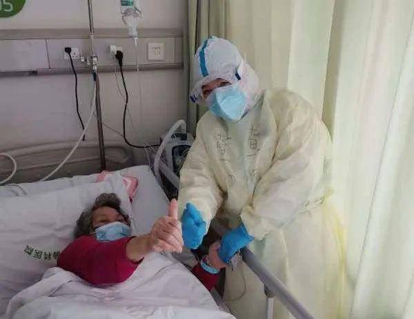 破伤风最早出现的症状是什么时候 9f93a7896ecf41c98abf9f0fd752618e.jpeg