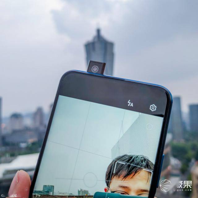 手机拍照怎么把人拍高一点 cab2ad15aaa64502a5d0555d85da132a.jpeg