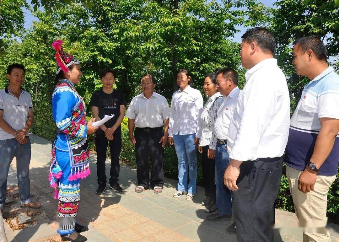 创建民族团结进步示范县喊十句口号不如做实事一件记永仁县莲池乡查利