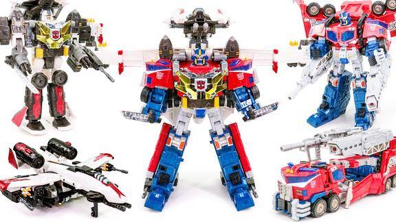 变形金刚围城领袖擎天柱组合玩具飞机机器人