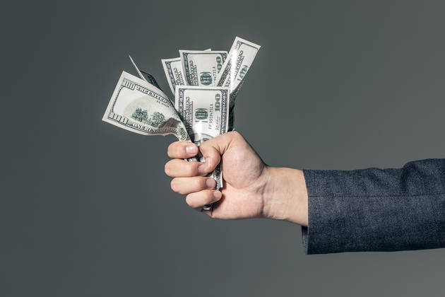 快看 | 财报超预期股价大涨，美团市值超千亿美