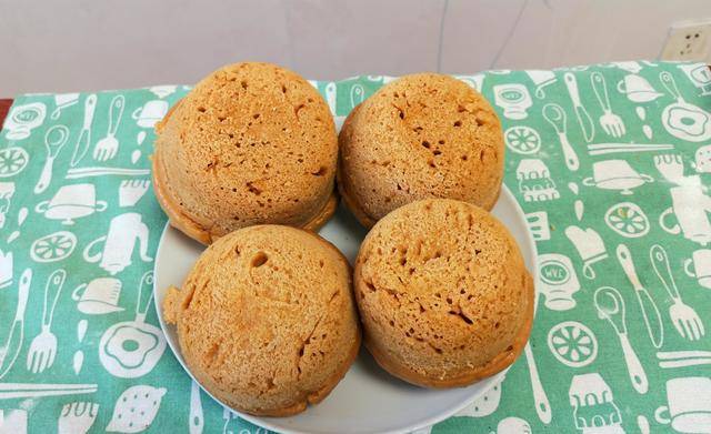 做发糕用什么面粉做最松软好吃 5639c58bbacf448ca1361a68e53e62b6.jpeg