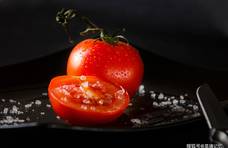 怎样辨别“激素”西红柿？菜农：看清这3点就够了，谁也骗不到你
