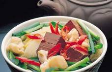 简单家常菜：猪血韭菜汤，胡萝卜炒肉片，香菇炒白菜，炒农家肉