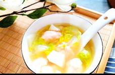 秋分以后多喝汤：虾滑白菜豆腐汤是首选，清火排毒，温润身心