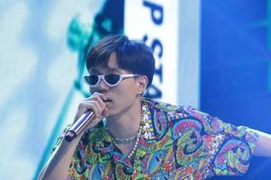 弹壳在《说唱听我的》里太搞笑了!"宝藏rapper"要被发现了?
