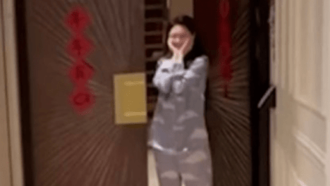 大S终于露面！身材暴瘦很虚弱，细节暴露与具俊晔的真实感情