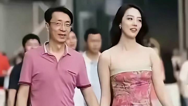 寰球高管与小三被街拍,你认为是真的吗?