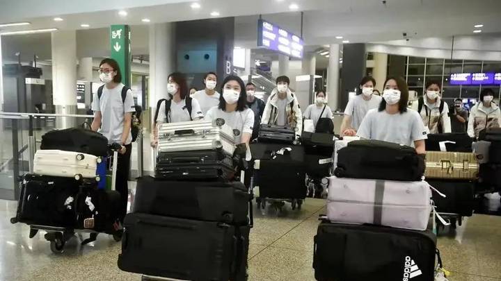 中国女排在香港人气很高,你期待朱婷回归吗?