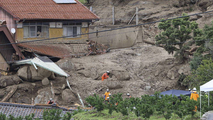 日本九州等地强降雨已致7人死亡,你觉得原因是什么?