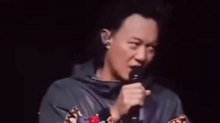 陈奕迅澳门演出惹争议,你支持他讲国语吗?