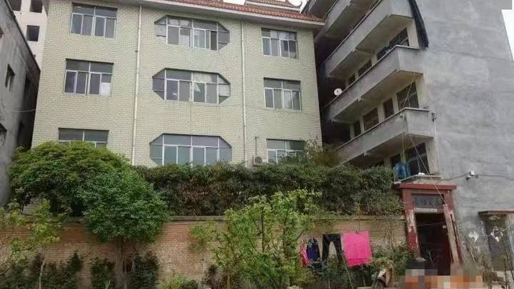 男子获赔1300余万拆迁款,两年后开发商报警,你怎么看?