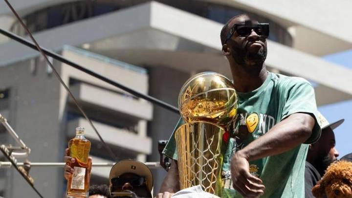 追梦的每个行为都为帮助球队,你觉得他能拿到冠军吗?