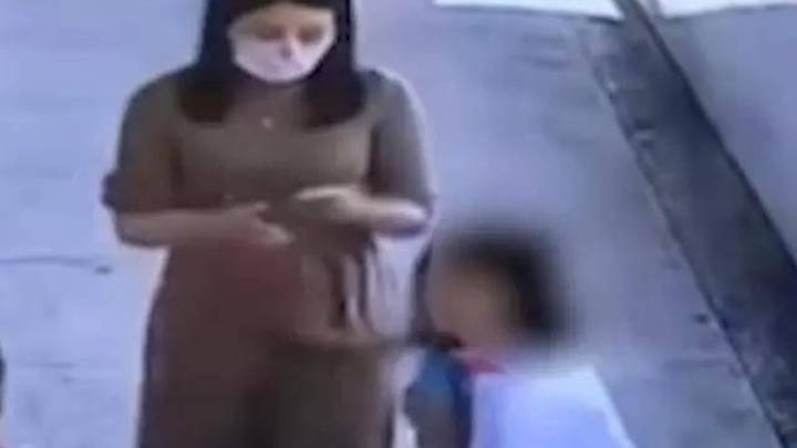 女教师许某被解聘,你怎么看?