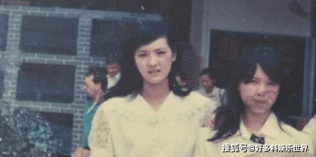 演员许凯妈妈好漂亮啊 难怪许凯的颜值也这么抗打