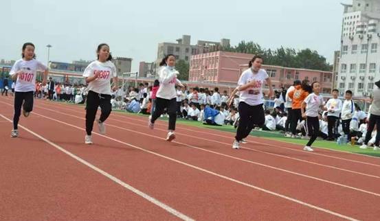新郑市实验小学举办2021年春季田径运动会