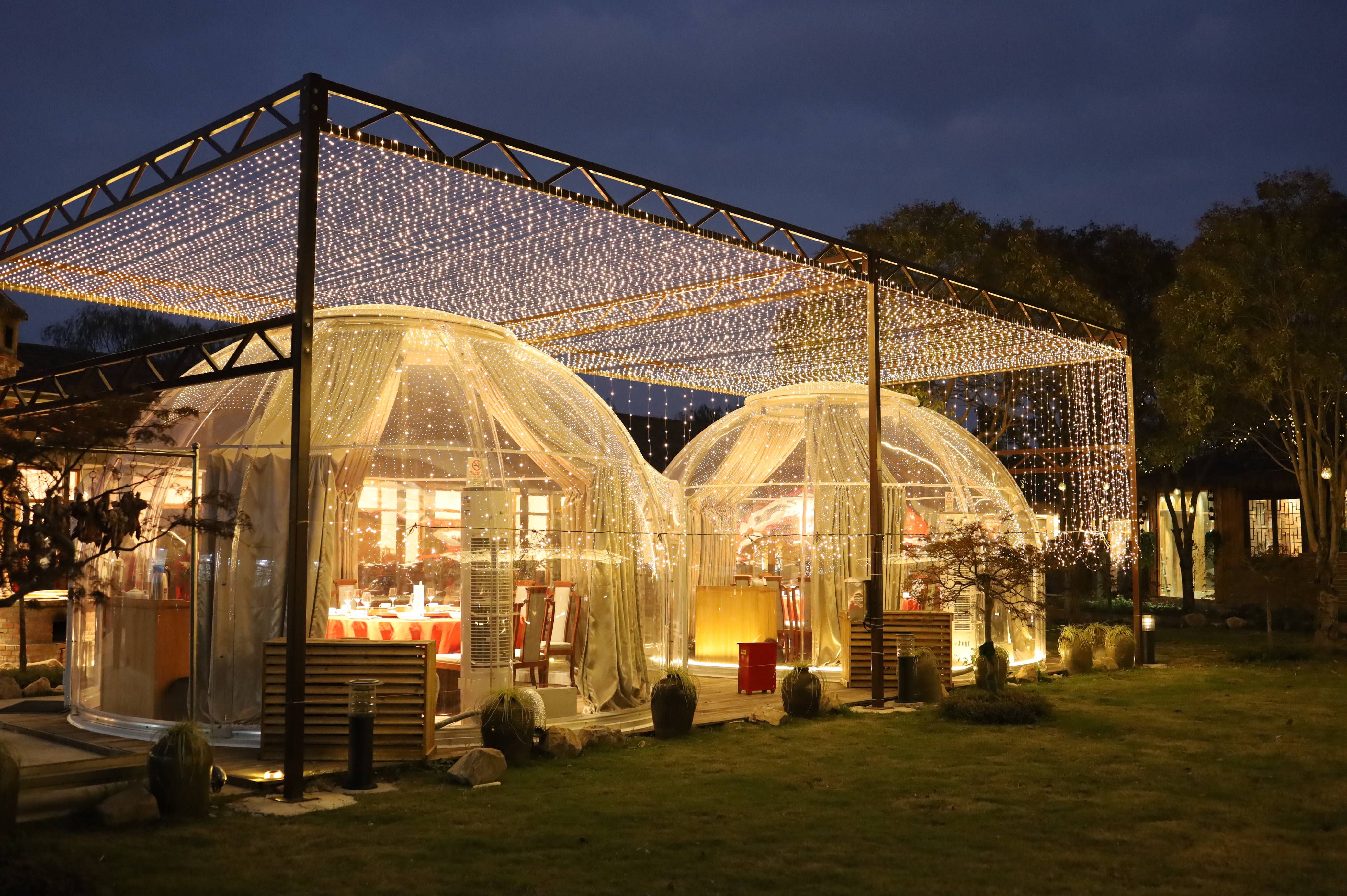 一家绝美浪漫满屋的泡泡屋餐厅