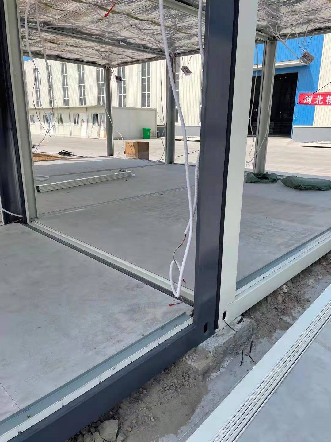 集装箱地板多少钱一平方米?
