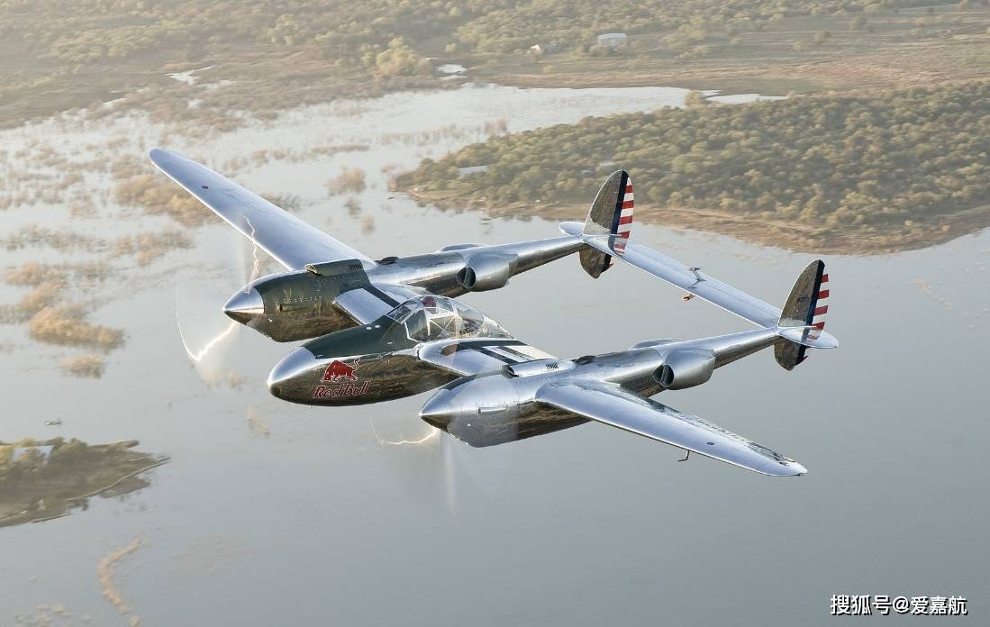 1/ 12 1944年代洛克希德p-38"闪电"单座双发平直翼亚音速截击机战斗机