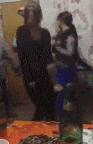 搞笑gif趣图,表情动作都很到位 小朋友你很有潜力