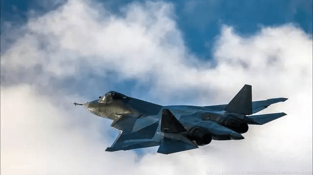 俄双座版第五代战斗机苏-57的出口前景很好,包括在印度和亚太地区国家