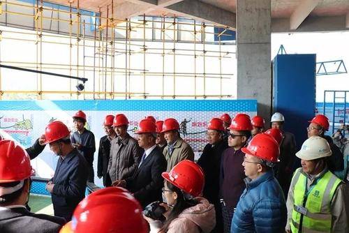 年轻人不愿意进加工厂,去施工工地,关键还是由于不愿干"苦工活",可是