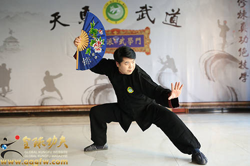 昆仑派武学门传人马原子_中国武术协会