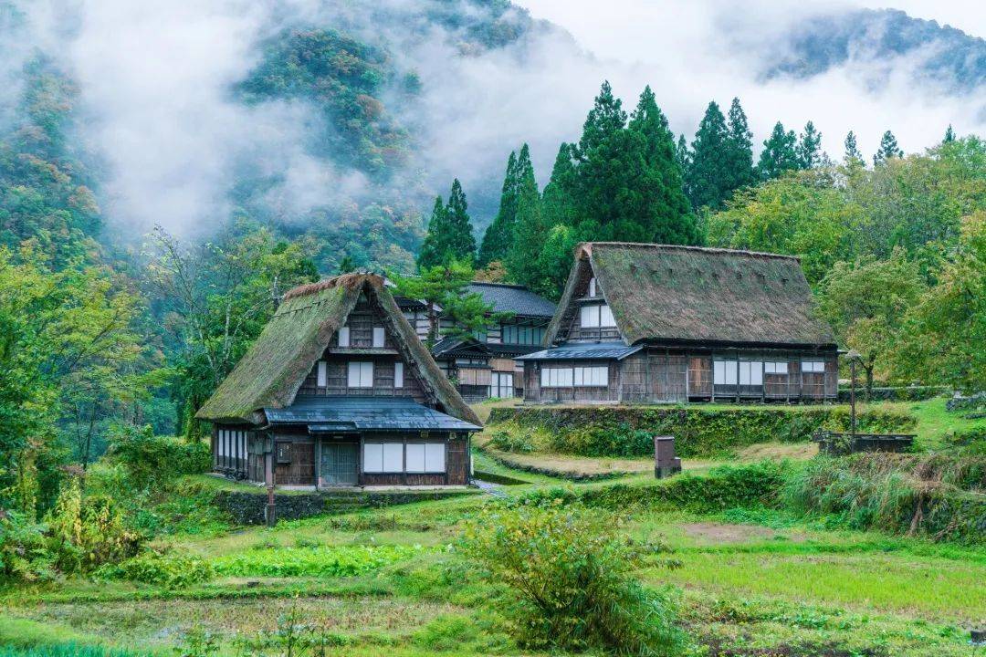 日本白川乡旅游美景介绍_房屋